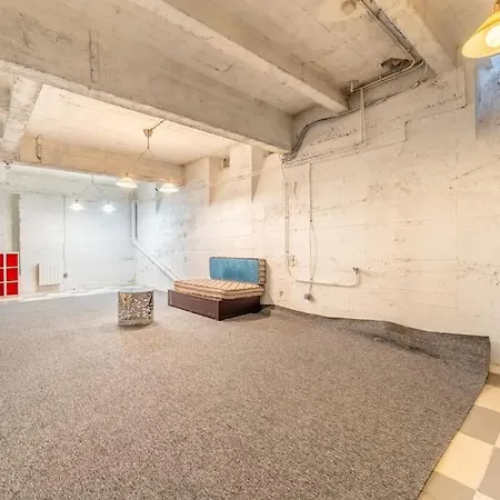 Apartment Charmante Maison De Pour 17 Voyageurs Paris