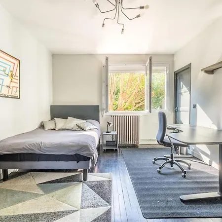 Appartamento Charmante Maison De Pour 17 Voyageurs