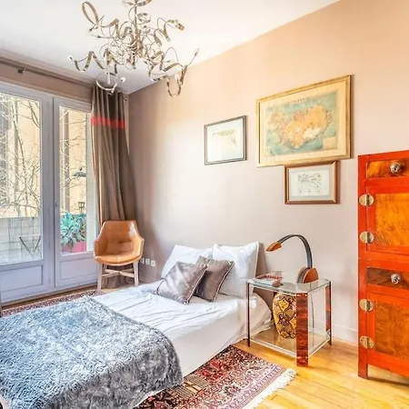 Charmante Maison De Pour 17 Voyageurs Parigi